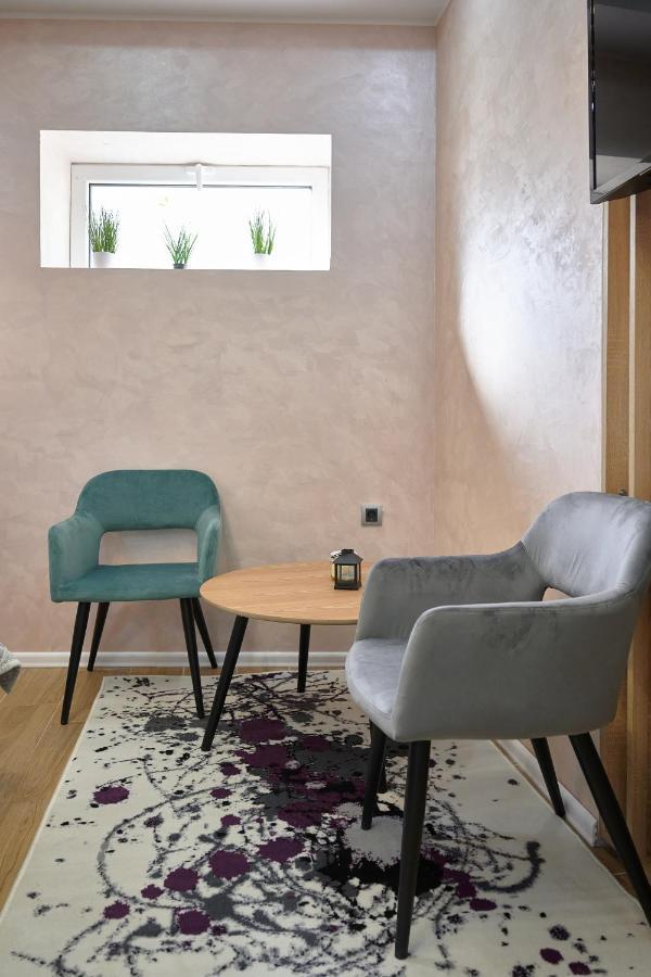 Vanimi Lux Apartmani Kikinda المظهر الخارجي الصورة