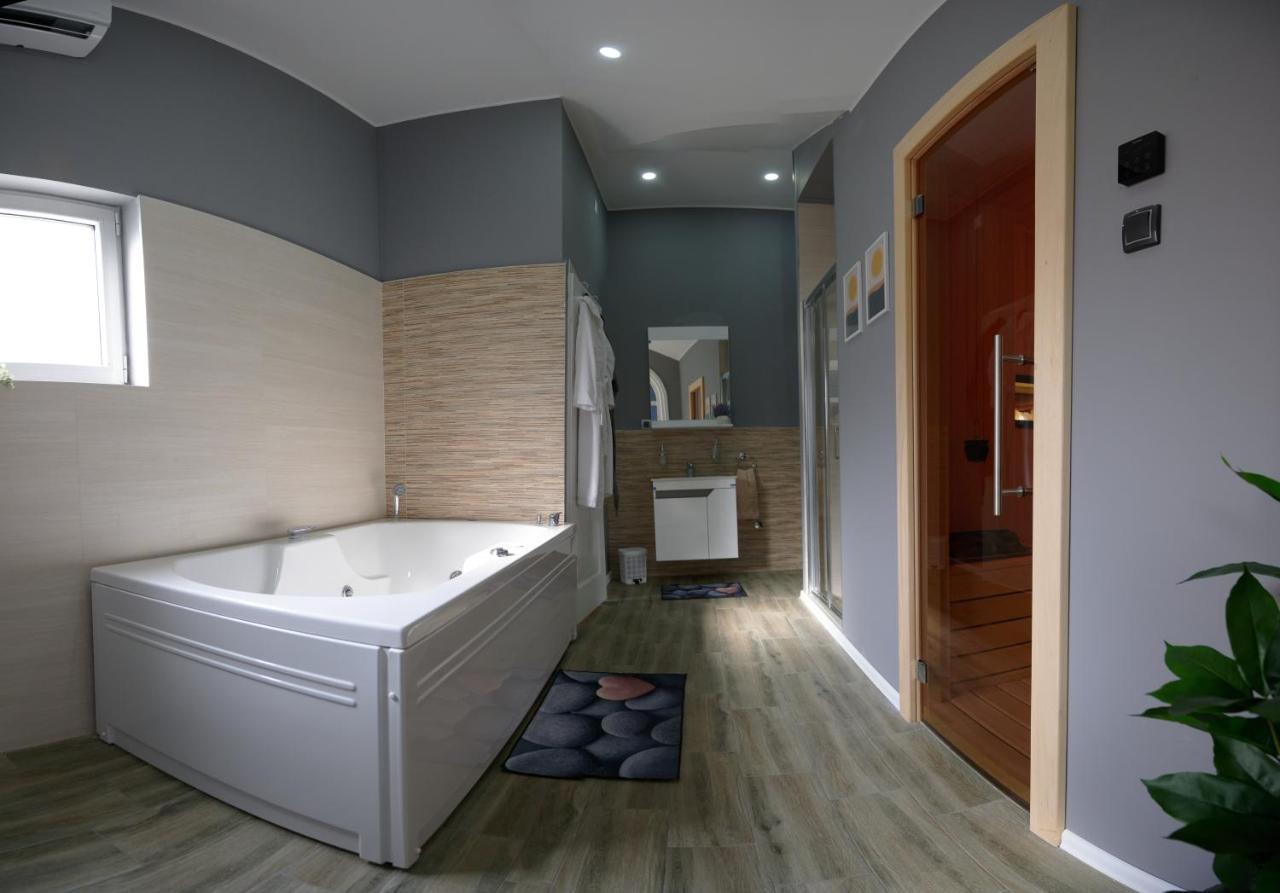 Vanimi Lux Apartmani Kikinda المظهر الخارجي الصورة