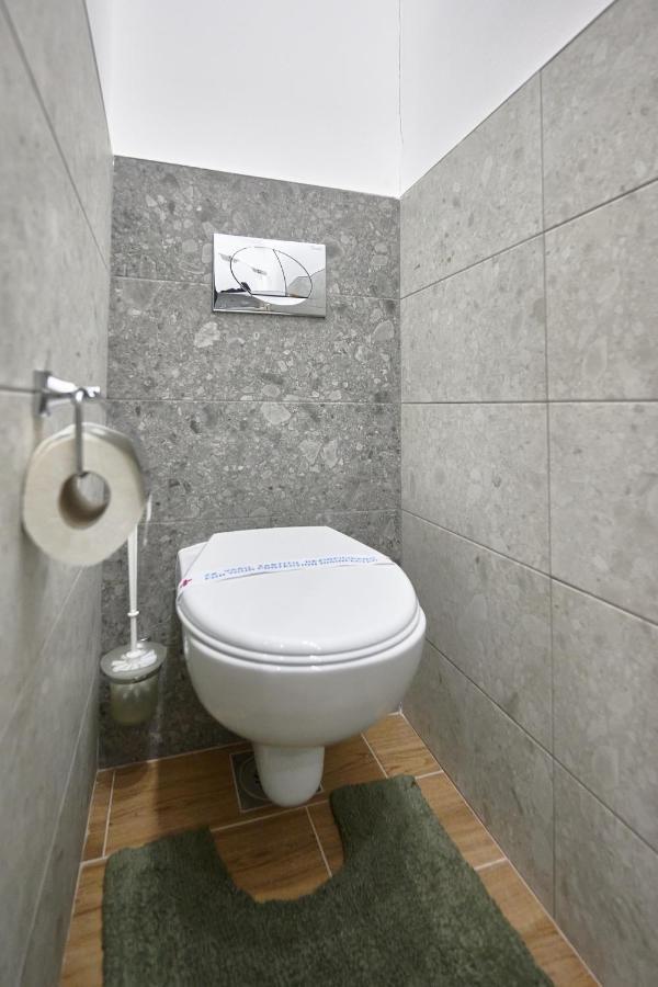 Vanimi Lux Apartmani Kikinda المظهر الخارجي الصورة