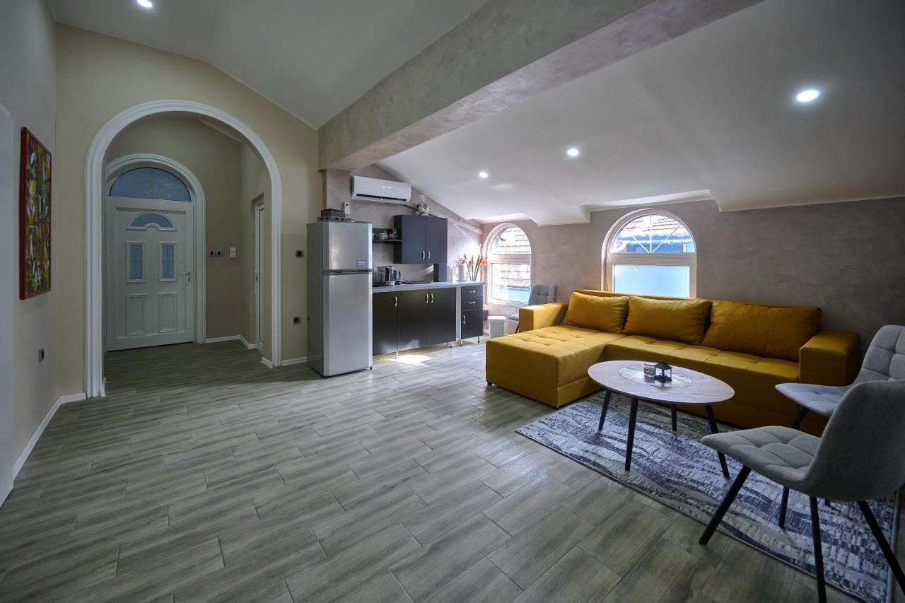 Vanimi Lux Apartmani Kikinda المظهر الخارجي الصورة